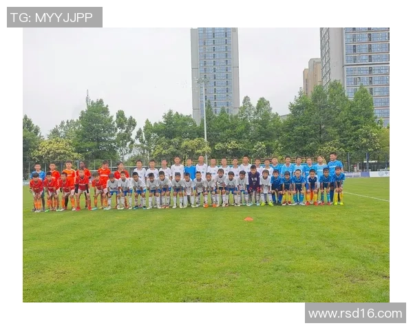 自由足球特殊的魅力与挑战探索运动与艺术的完美结合