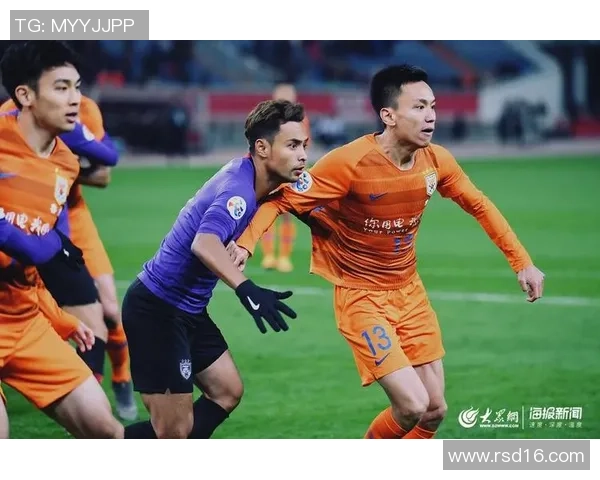 费莱尼在实况足球中的表现分析与战术应用探讨